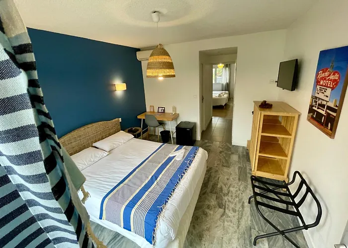 Amerique Hotel Palavas - Piscine&Parking - Plage