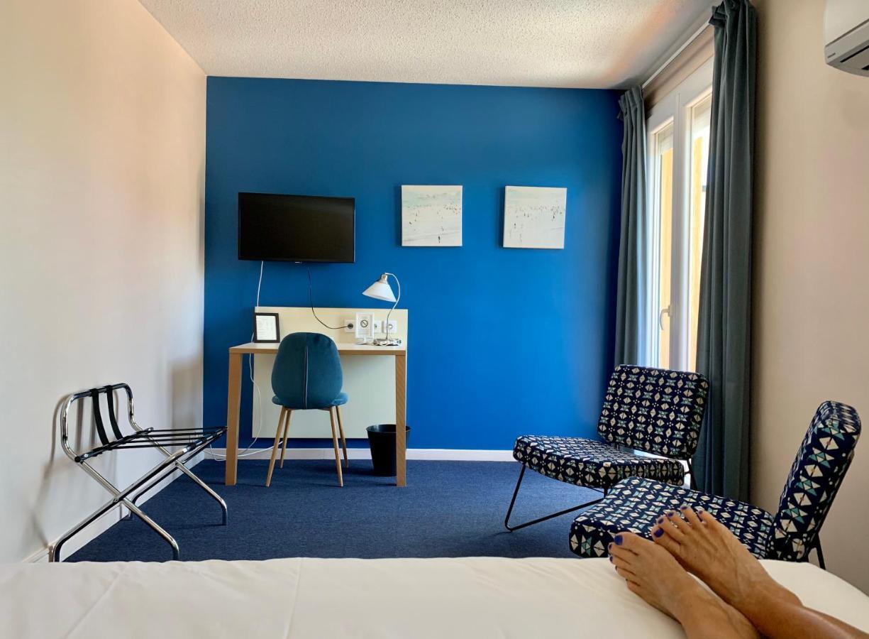 Hotel Amerique - Piscine&parking - 3*